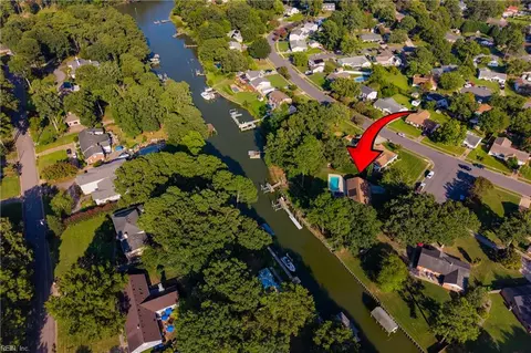 4304 Saint James Ct, Virginia Beach, VA 23455