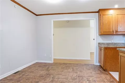 Entry Way - 3 Battle Rd, Hampton, VA 23666 photo 1 of 1