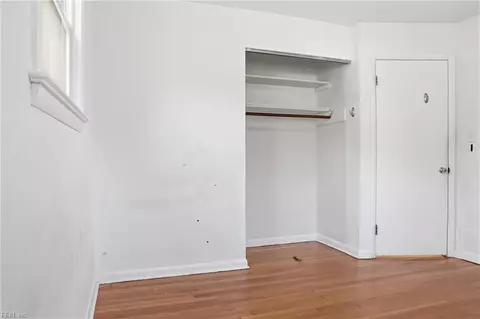 Bedroom - 3 Battle Rd, Hampton, VA 23666 photo 3 of 8