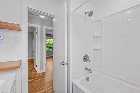Bath - 13 Catalina Dr, Hampton, VA 23664 photo 3 of 3