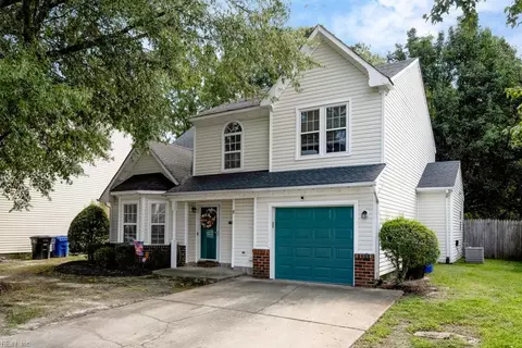8 Creekside Ct, Portsmouth, VA 23703