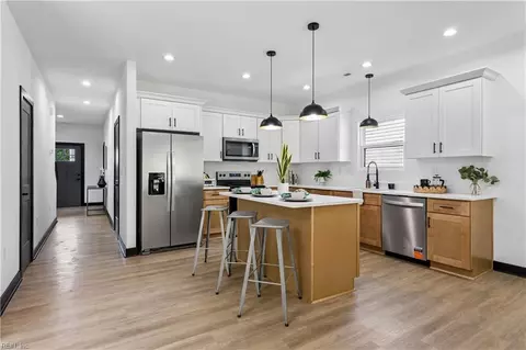 Kitchen - 1216 West Ave, Hampton, VA 23669 photo 2 of 2