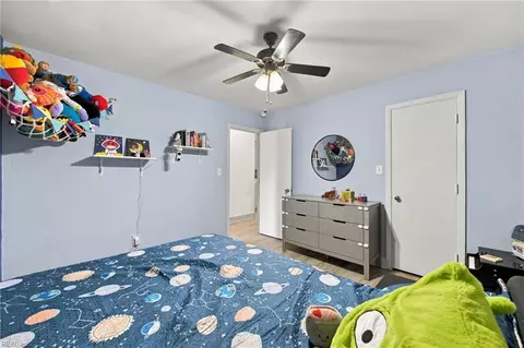Bedroom - 110 Southerland Dr, Hampton, VA 23669 photo 5 of 8