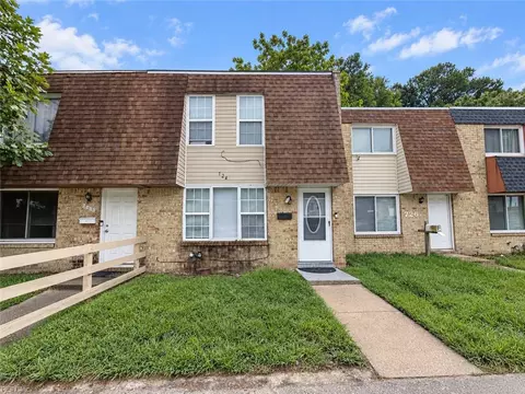 724 Arthur Ave, Virginia Beach, VA 23452