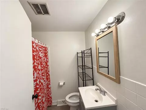 6524 Pasteur Ct, Norfolk, VA 23513 photo 7