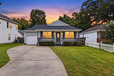 1604 Myrtle Ave, Chesapeake, VA 23325