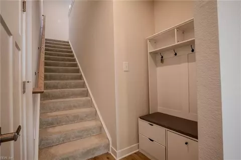 Entry Way - 148 Ayrshire Loop, Smithfield, VA 23430 photo 4 of 6