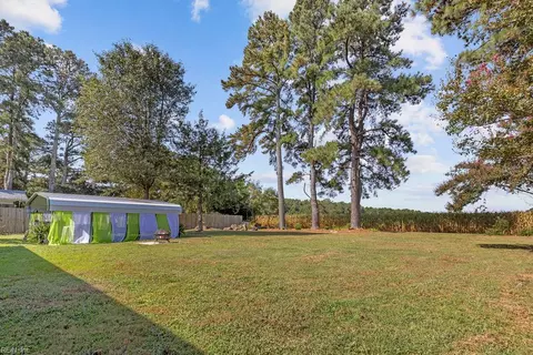 Exterior - 127 Beechwood Dr, Suffolk, VA 23434 photo 1 of 4