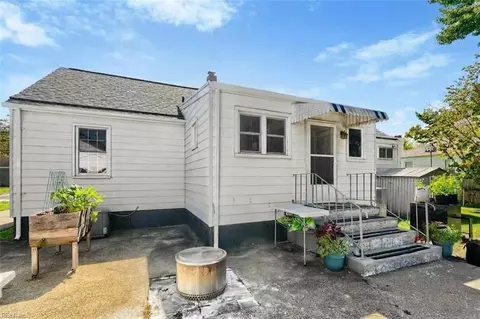 Exterior - 318 E Gilpin Ave, Norfolk, VA 23503 photo 9 of 10