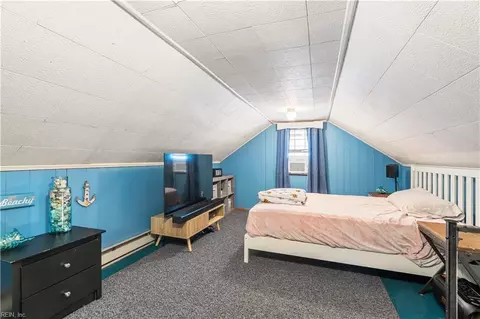 Bedroom - 318 E Gilpin Ave, Norfolk, VA 23503 photo 6 of 6
