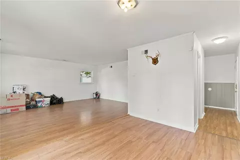 Living - 527 Stockton St, Hampton, VA 23669 photo 4 of 5