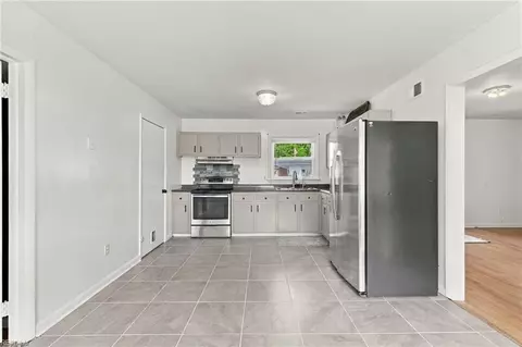 Other - 527 Stockton St, Hampton, VA 23669 photo 2 of 7