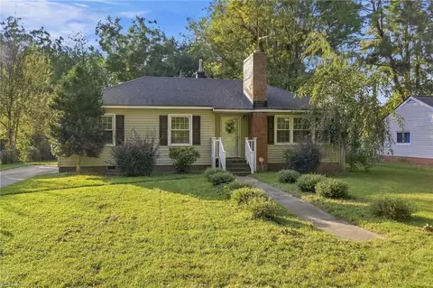 5208 W Norfolk Rd, Portsmouth, VA 23703