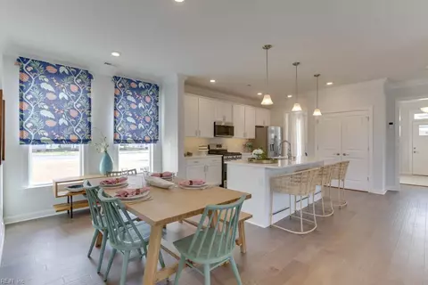 Dining - 5004 Cape May Loop, Chesapeake, VA 23321 photo 5 of 5