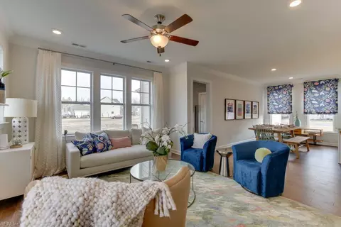 Living - 5004 Cape May Loop, Chesapeake, VA 23321 photo 2 of 2