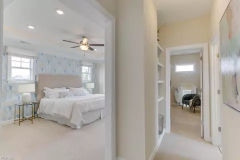 Entry Way - 5004 Cape May Loop, Chesapeake, VA 23321 photo 5 of 6