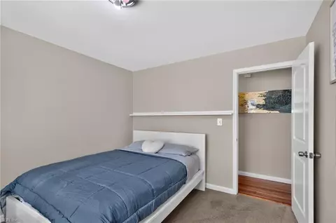 Bedroom - 10 Rendon Dr, Hampton, VA 23666 photo 2 of 5