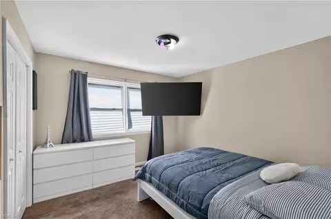Bedroom - 10 Rendon Dr, Hampton, VA 23666 photo 1 of 5
