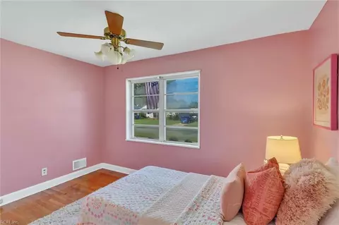 Bedroom - 916 Redstart Ave, Chesapeake, VA 23324 photo 1 of 8