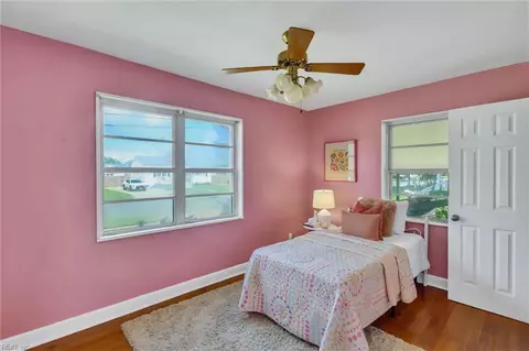 Bedroom - 916 Redstart Ave, Chesapeake, VA 23324 photo 2 of 8