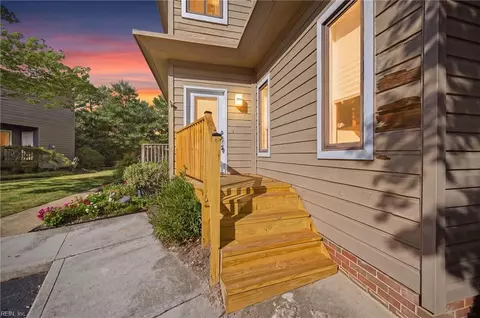 2724 Manoomin Pl, Virginia Beach, VA 23451