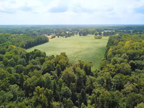 42 4 Acres Benefit Rd, Chesapeake, VA 23322 photo 14