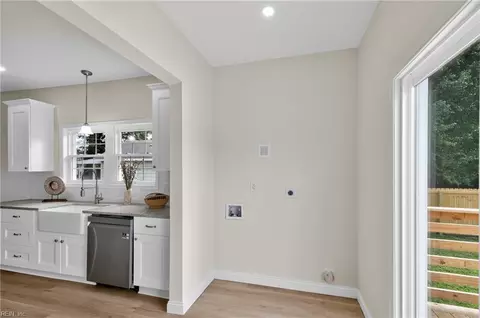Other - 515 Darnaby Ave, Hampton, VA 23661 photo 5 of 9