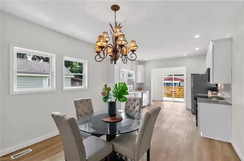 Dining - 515 Darnaby Ave, Hampton, VA 23661 photo 1 of 3