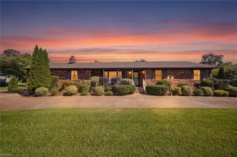 1660 Will O Wisp Dr, Virginia Beach, VA 23454