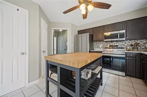 Kitchen - 416 Cardiff St, Hampton, VA 23666 photo 1 of 3