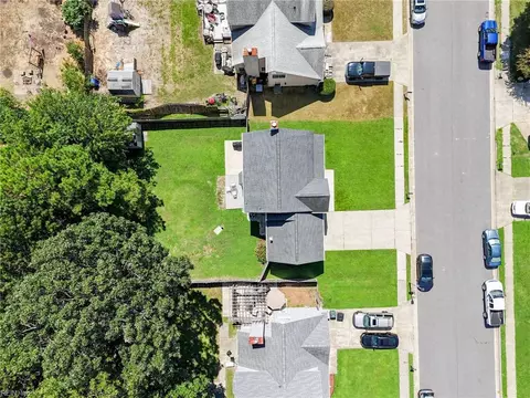 View/Area - 416 Cardiff St, Hampton, VA 23666 photo 5 of 6