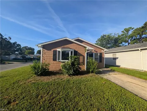 3836 Augustine Cir, Portsmouth, VA 23703