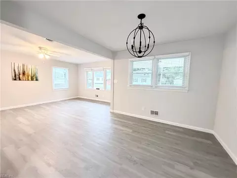Living - 2420 Juniper St, Norfolk, VA 23513 photo 4 of 5