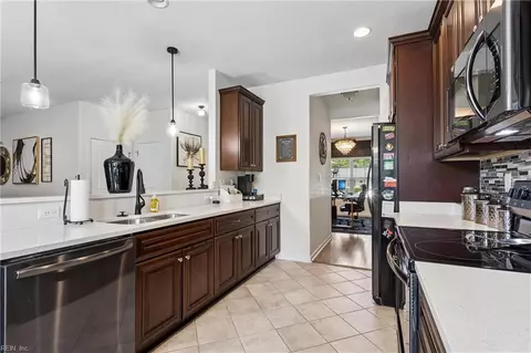 Kitchen - 200 Lexington St, Hampton, VA 23669 photo 2 of 2