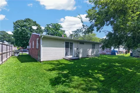 Exterior - 1923 Mcculluch Rd, Hampton, VA 23663 photo 4 of 6