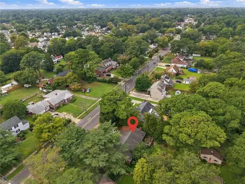 View/Area - 1870 E Bayview Blvd, Norfolk, VA 23503 photo 4 of 5