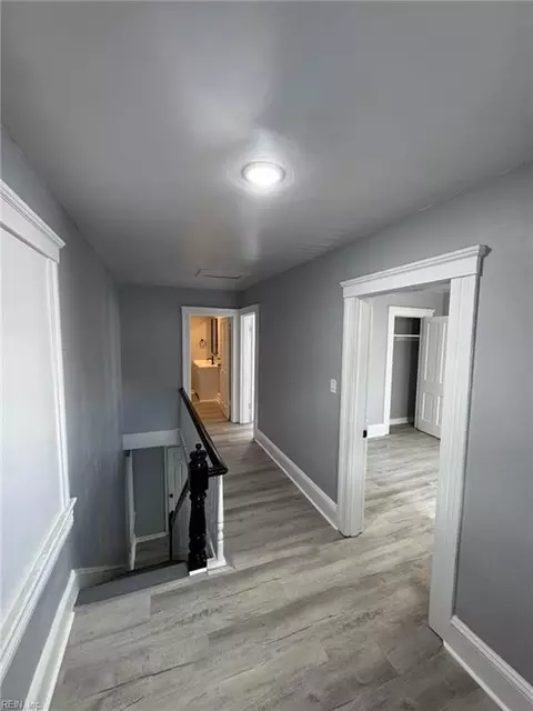 Entry Way - 411 Lee St, Hampton, VA 23669 photo 3 of 3