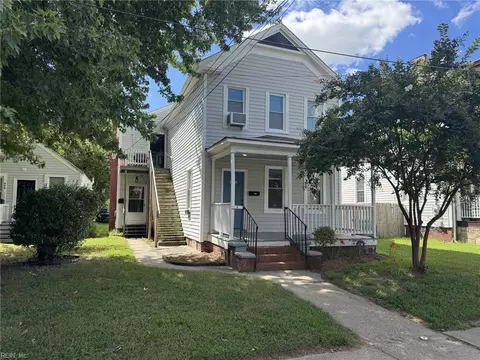 Exterior - 411 Lee St, Hampton, VA 23669 photo 1 of 9