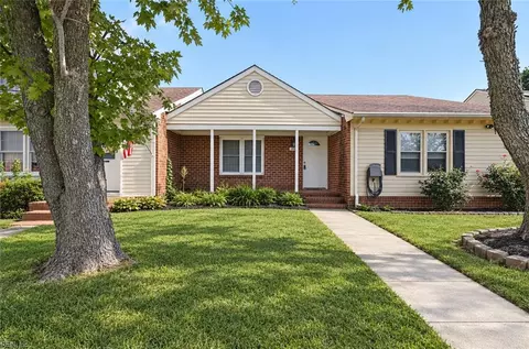 1114 Vermilya Ct, Virginia Beach, VA 23454