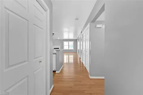 Entry Way - 102 Lantana Ln #8, Hampton, VA 23669 photo 1 of 4