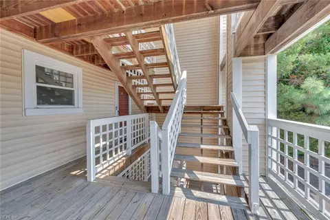 Exterior - 102 Lantana Ln #8, Hampton, VA 23669 photo 2 of 2