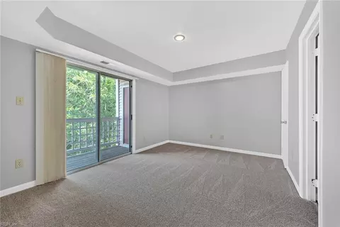 Bedroom - 102 Lantana Ln #8, Hampton, VA 23669 photo 4 of 6