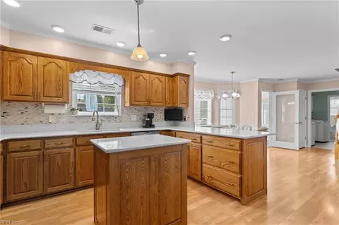 Kitchen - 2608 Level Loop Rd, Virginia Beach, VA 23456 photo 2 of 6
