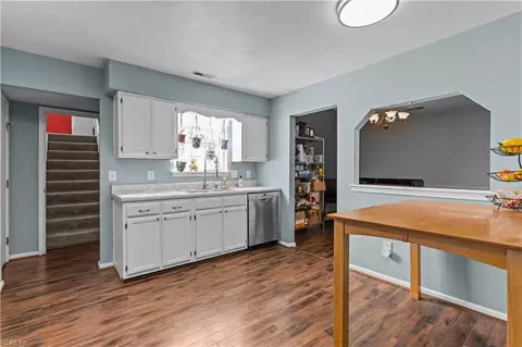 Kitchen - 753 Willow Bend Dr, Chesapeake, VA 23323 photo 1 of 2