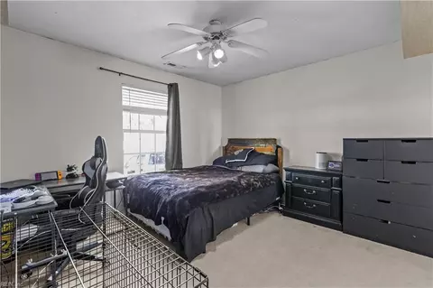 Bedroom - 753 Willow Bend Dr, Chesapeake, VA 23323 photo 3 of 4
