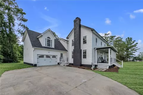 Exterior - 1700 Dandy Loop Rd, Yorktown, VA 23692 photo 4 of 5