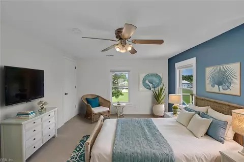 Bedroom - 1700 Dandy Loop Rd, Yorktown, VA 23692 photo 2 of 10