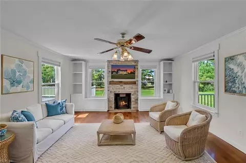 Living - 1700 Dandy Loop Rd, Yorktown, VA 23692 photo 1 of 3