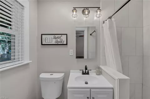 Bath - 4216 Genoa Cres, Chesapeake, VA 23321 photo 3 of 3