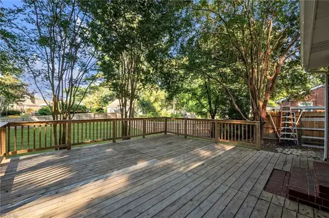 Exterior - 4216 Genoa Cres, Chesapeake, VA 23321 photo 6 of 9